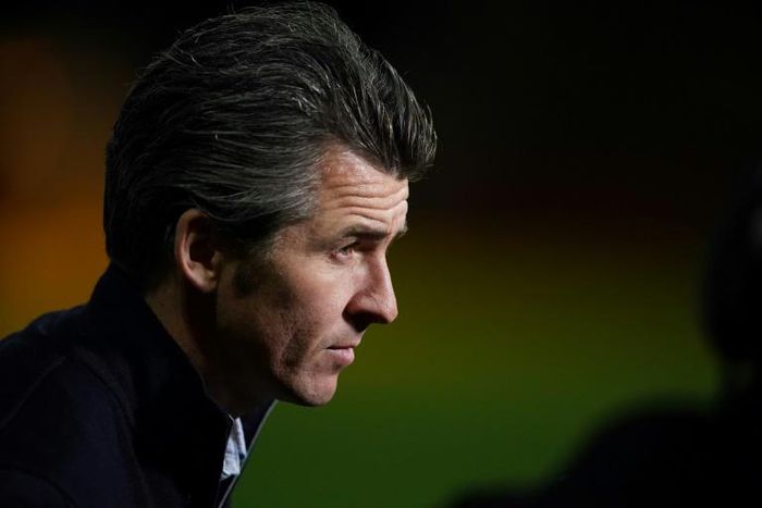 Joey Barton is to leave his post as manager of English third tier side Fleetwood Town with immediate effect the club said