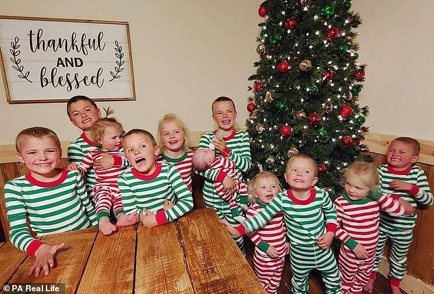 36-year-old Courtney Rogers gives birth to 11 children within 10 years