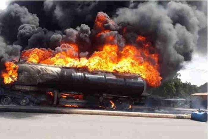 Another tanker explodes on Kara Bridge along Lagos-Ibadan expressway on Saturday, November 7, 2020 (Concise)
