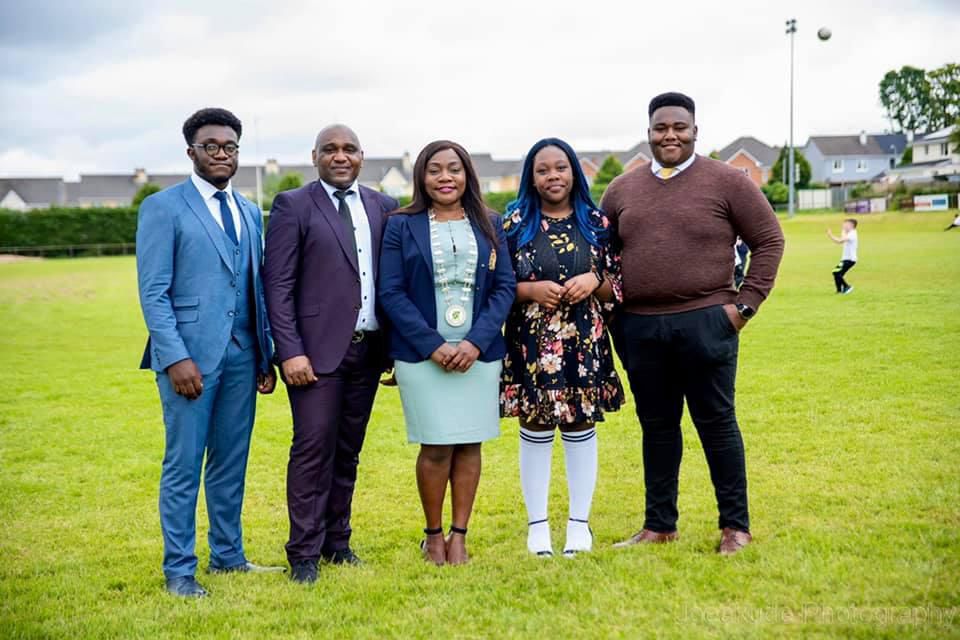 Uruemu Adejinmi and her family (Uruemu Adejinmi on Facebook)