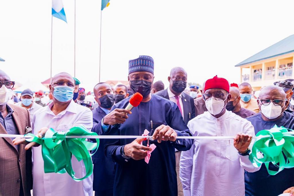 Bukola Saraki joins Delta Gov Okowa to commission projects in Asaba on Friday, March 19, 2021 (Delta Press corps)