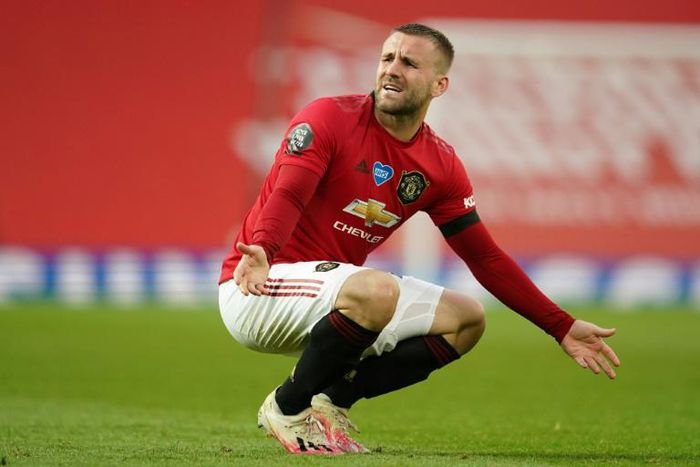 Manchester United defender Luke Shaw is out of action after suffering an injury at Everton