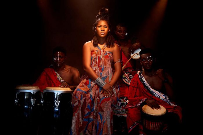 Stephanie Linus delivers a gripping monologue on gender-based violence [Bellanaija]