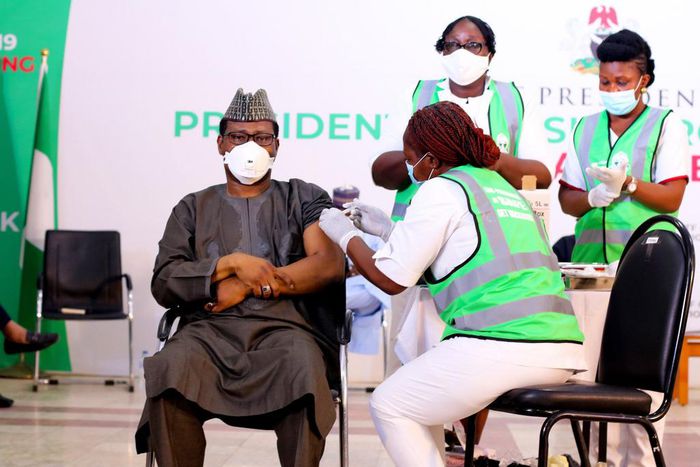 Dr. Faisal Shuaib, ED/CEO NPHCDA, receives his first shot of the COVID-19 vaccine. [Twitter/@NphcdaNG]