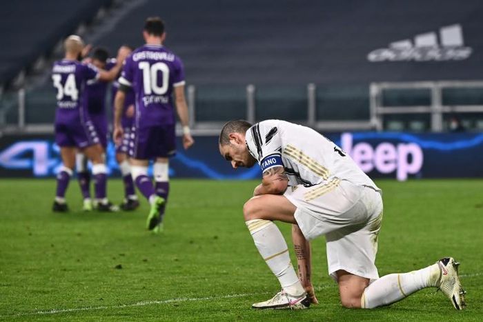 Italian defender Leonardo Bonucci's (R) Juventus were humbled by struggling Fiorentina.