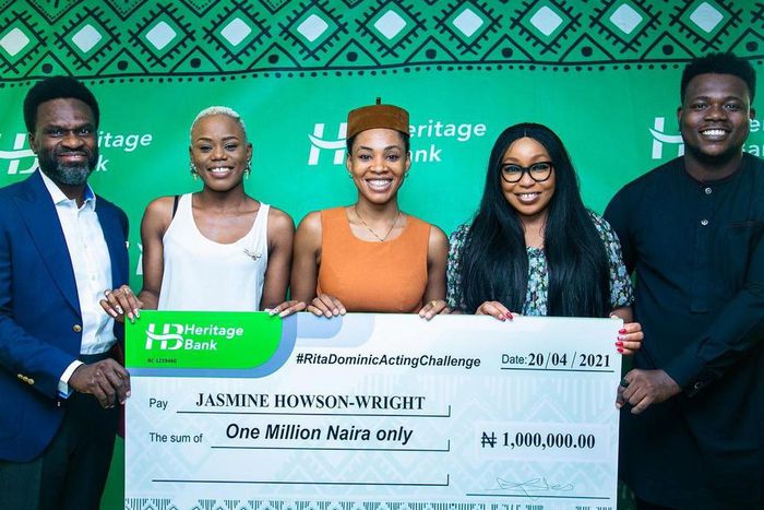 Rita Dominic poses with 'La Femme Anjola' acting challenge winners [Instagram/heritagebankplc]