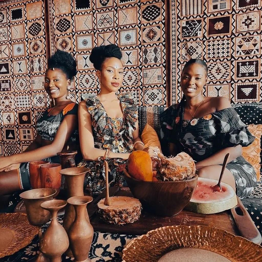 Tarella BTS photos [Instagram/lodeinentertainment]