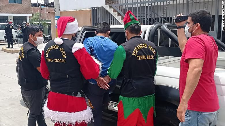 Police officers dress as Santa Claus and Elf to arrest drug trafficker in a dramatic style