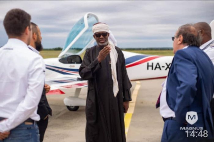 Minister of Aviation, Hadi Sirika (centre) [Ministry of Aviation]