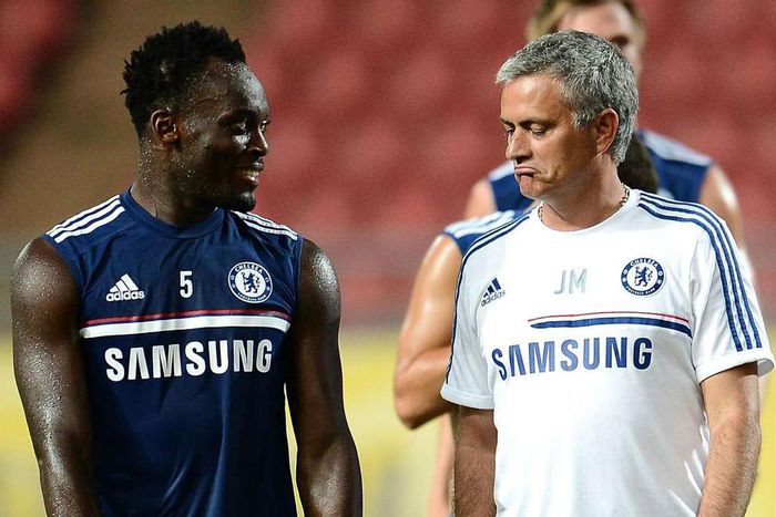 Mourinho nearly made Chelsea players train with shin pads because of Essien – Wright-Phillips
