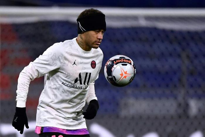 Neymar has played just 20 minutes for PSG since picking up an injury in early February but the Brazilian is fit again going into a huge week with his club