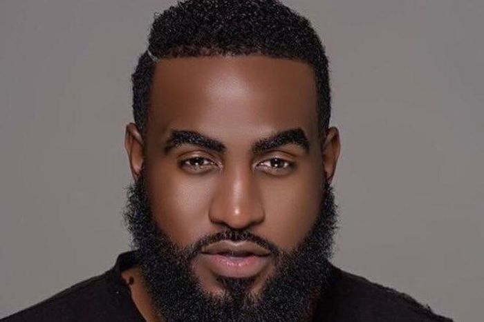 It is believed that beards are makeup for men [essence]