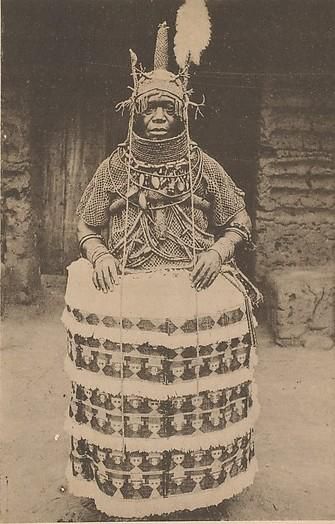 Eweka II, Oba of Benin reestablished the Benin Kingdom [wikipedia]