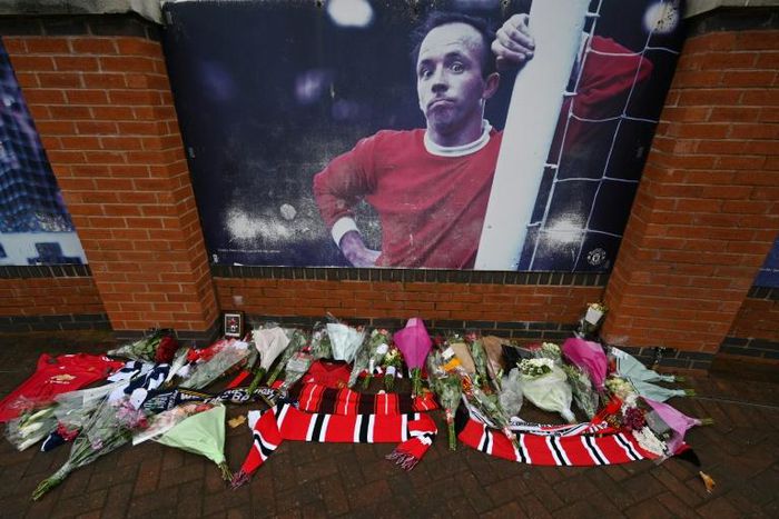 Players such as Stiles who suffer from dementia should be better looked after financially,  his family said