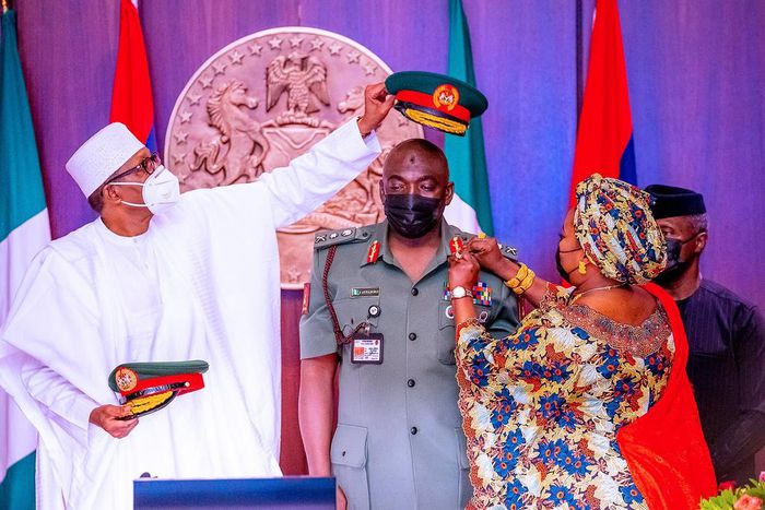 President Muhammadu Buhari decorates Chief of Army Staff, Lieutenant General Ibrahim Attahiru [Presidency]