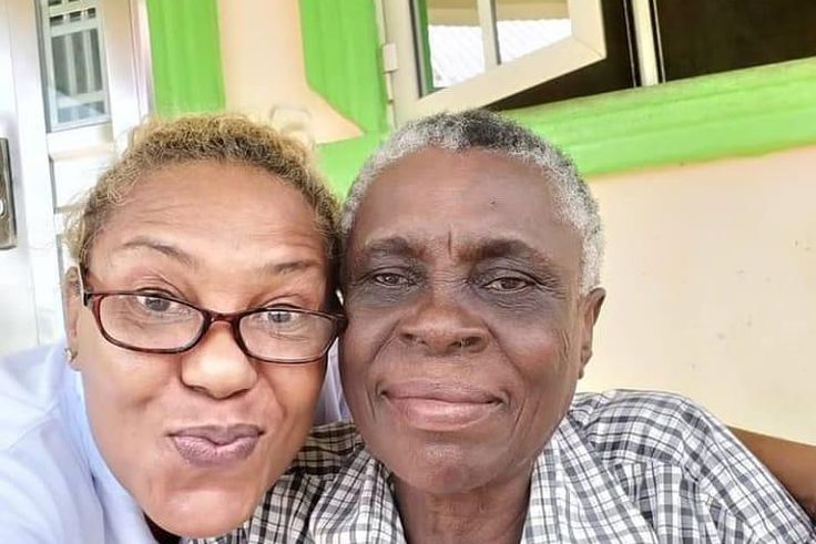 Nollywood actress Shan George and her late mother [Instagram/ShanGeorgeFilms]