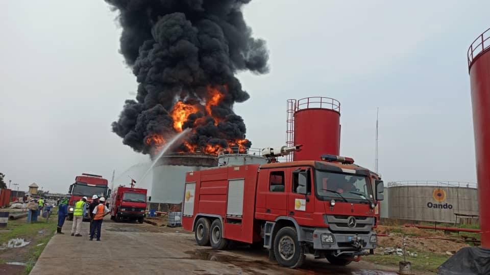 Fire outbreak at Oando Tank Farm at Gaskiya Road, Ijora Badia, Lagos [LASEMA]