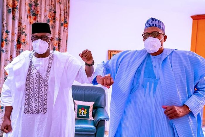 Niger State governor, Abubakar Sani Bello (left) with President Muhammadu Buhari (right) [Twitter/@NigerGov]