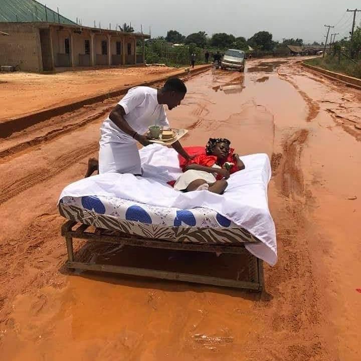 Couple protests bad road by celebrating honeymoon on untarred stretch