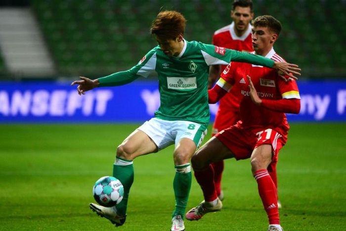 Japan forward Yuya Osako (L) scored the winner in Werder Bremen's German Cup quarter-final victory on Wednesday