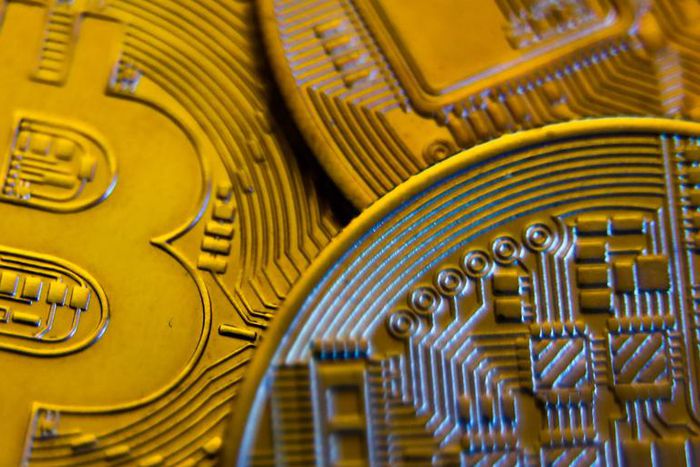 A visual illustration of bitcoin.