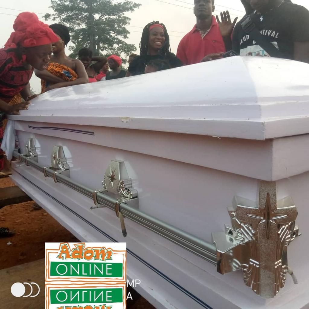 Police officer buried jointly with mother, his father who had accident is in hospital bed