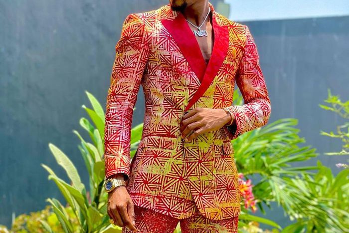 Neo in an adire suit {Neo/Instagram}