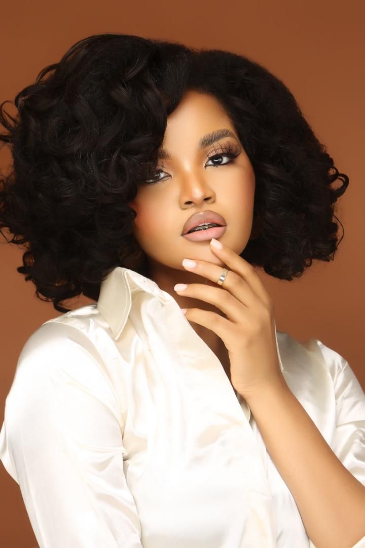 Debbie Collins won MBGN in 2015