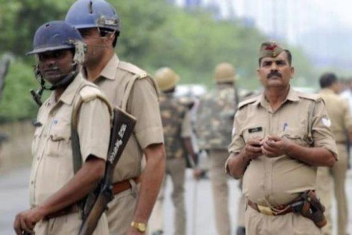 Police arrest Nigerian man, Indian woman with illicit drugs in India/Illustration. [lindaikejisblog]