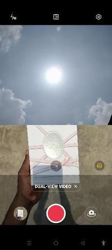 Screenshot of my dual view video with split, round and oblong option