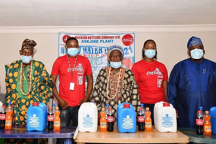 Baale of Osegere Village, Chief Raimi Akinsola, Mr Tijani Salau  Baale of Olukeye Village, Chief Lateef Bakare, Mrs Olufunke Ogundipe and Dr Adebayo Adepoju