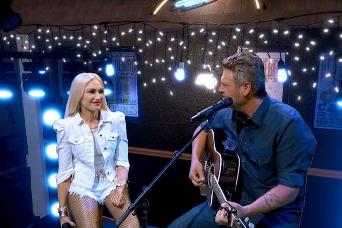 Gwen Stefani and Blake Shelton [Instagram/GwenStefani]