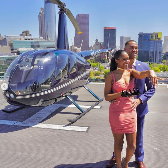 Man proposes marriage to fiancée with 5 different diamond rings, all on the same finger