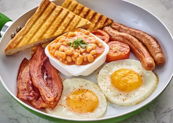 English breakfast spread is filling and delicious [megachicken]