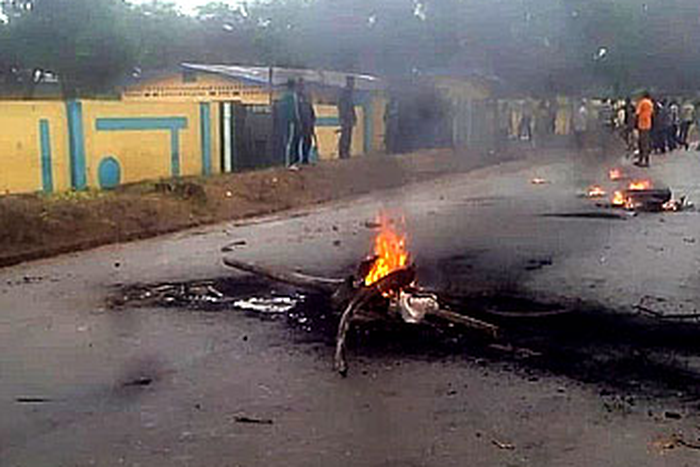 Mob sets police station ablaze over alleged killing of youth in Imo community [Channels TV]