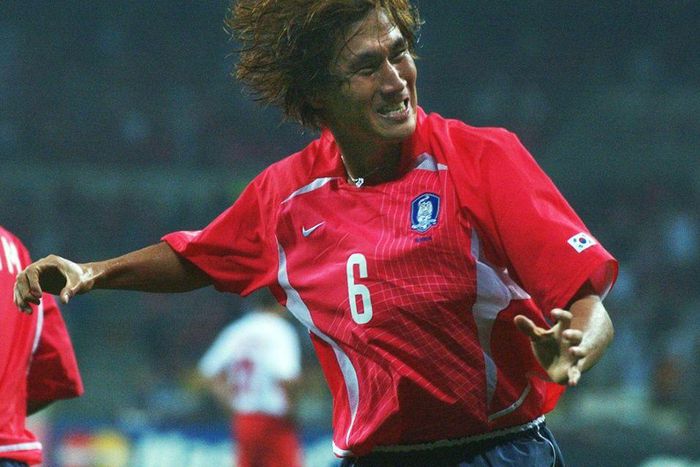 Yoo Sang-chul scored against Poland to kick off South Korea's 2002 World Cup group stage with a victory