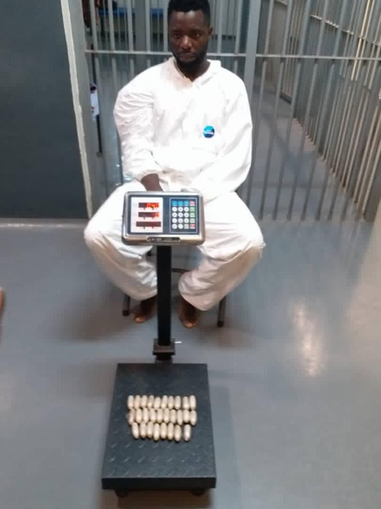 2 suspects excrete 191 pellets of heroin and cocaine at Lagos airport