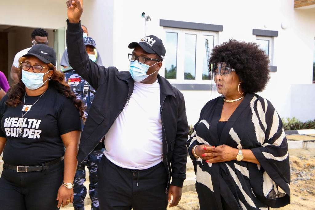 Middlechase delivers Fairfield Apartments to excited Lagos homeowners