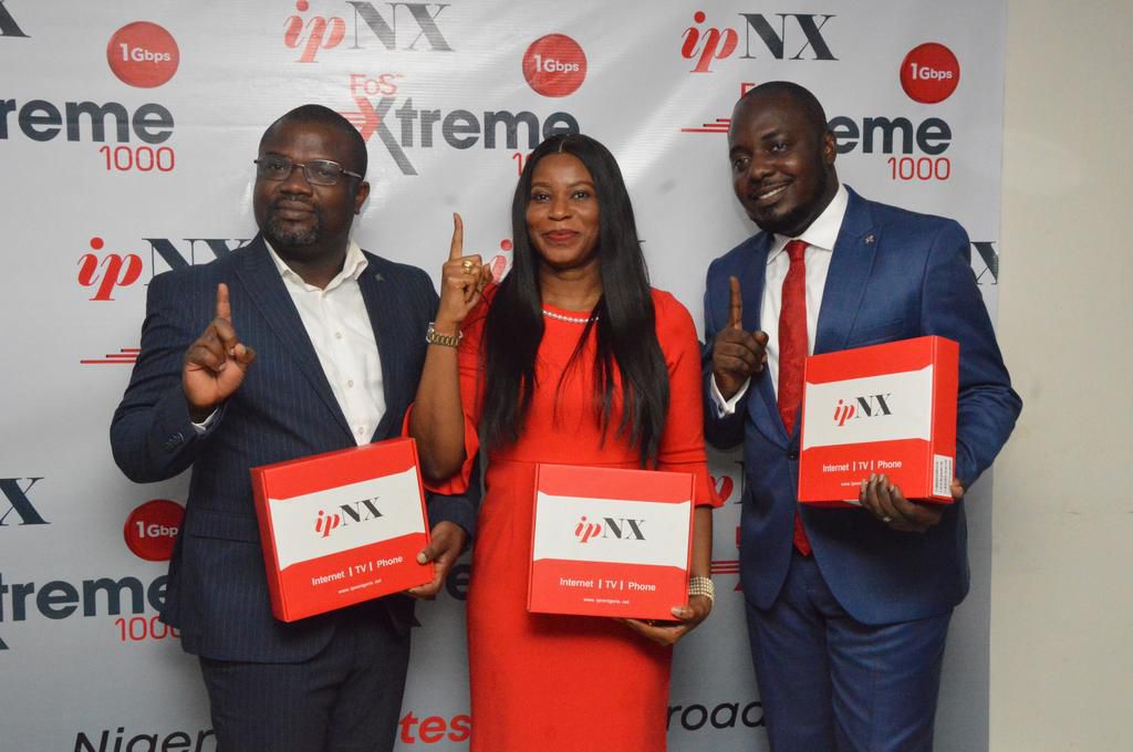 L-R, Head Retail Sales, ipNX Retail Division, Akintunde Taiwo; Divisional CEO, ipNX, Kene Eneh; Head, Product Management, ipNX Retail Division, Najite Ikutegbe, at the launch of Nigeria's first 1000Mbps  "Xtreme 1000mpbs" event held in Lagos recently.