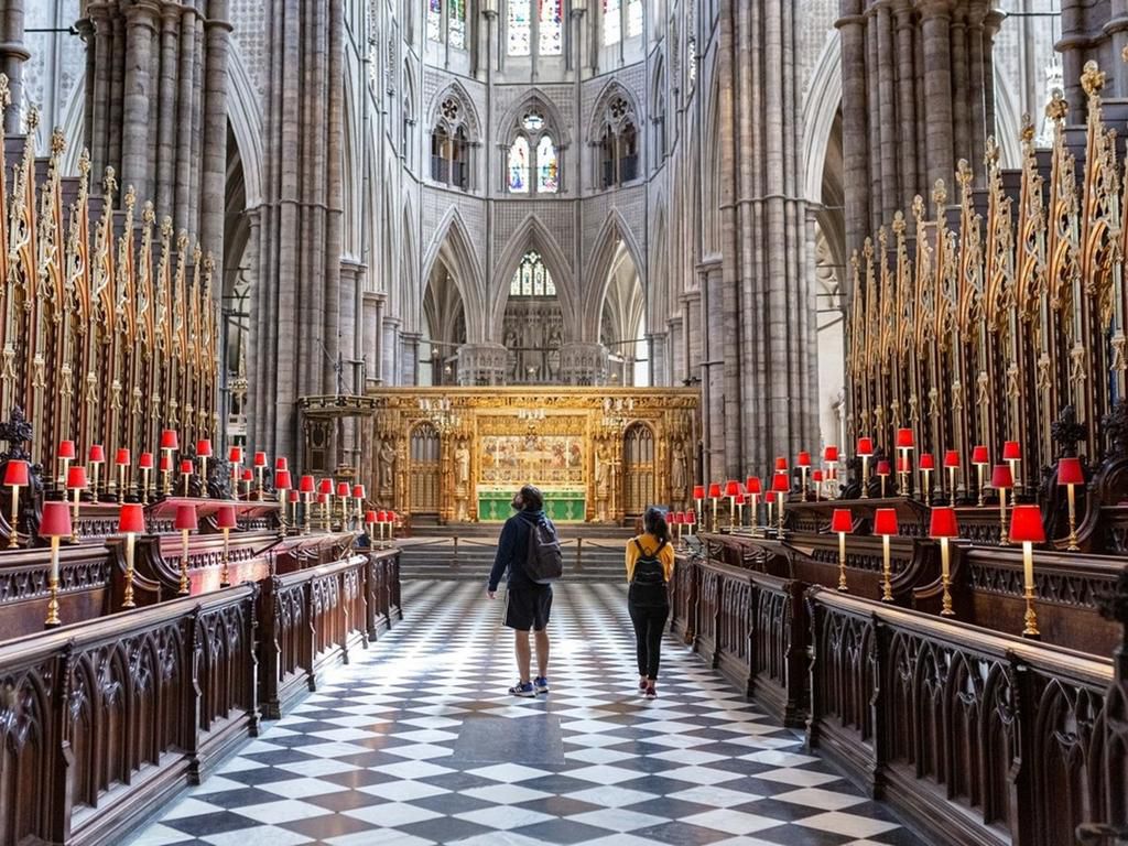 Westminister Abbey is centuries old [westministerabbey]