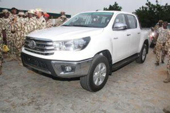 Chief of Army Staff presents official vehicles to Sergeant Majors