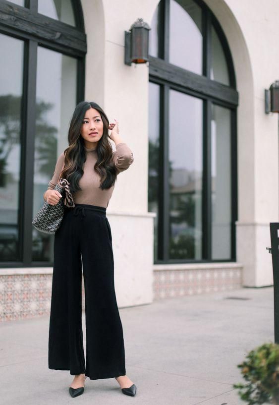 Bootcuts trousers can be worn on flats {pinterest}