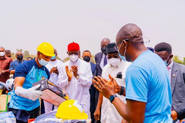 Delta Gov Okowa at the graduation and starter-pack presentation to 776 beneficiaries of the state government's Rural Youth Skills Acquisition (RYSA) programme in Asaba, the Delta State capital on Tuesday, March 30, 2021.