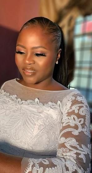 Church makes bride clean make-up because it’s not allowed; here’s her real face