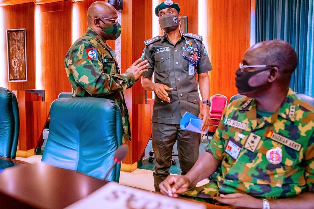 Security chiefs at the State House for a meeting with President Buhari on Tuesday, Nov 17 (Presidency)