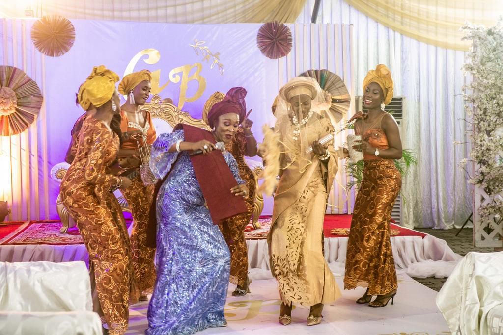 Celebrating Alaga Iduro (Traditional MCs) as an Omoluabi