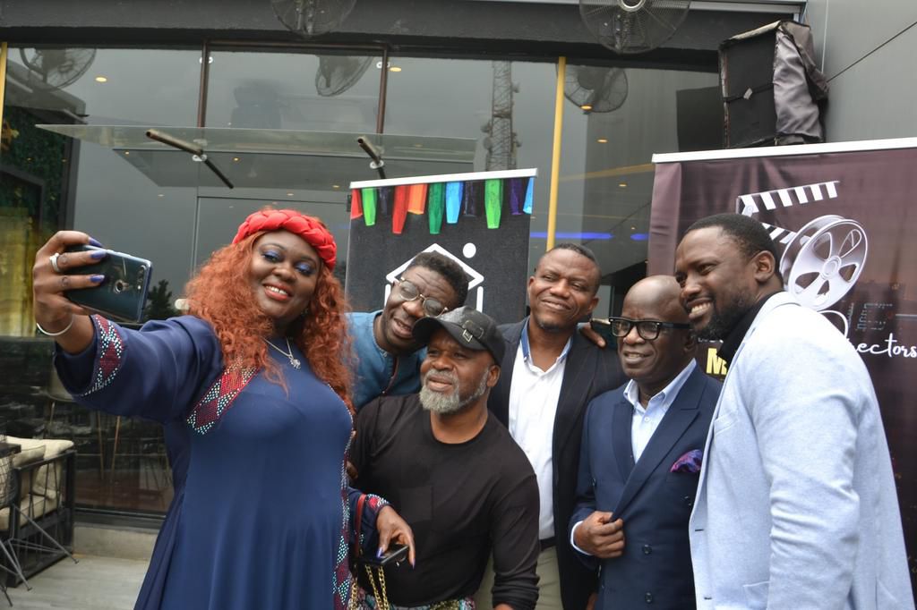 A quick selfie of MD/ CEO Mediabxng, Julius Osumah, Nigerian producers and directors at the inaugural Producers and Directors Meet-up organised by Mediabxng in Lagos on Thursday 17 August.