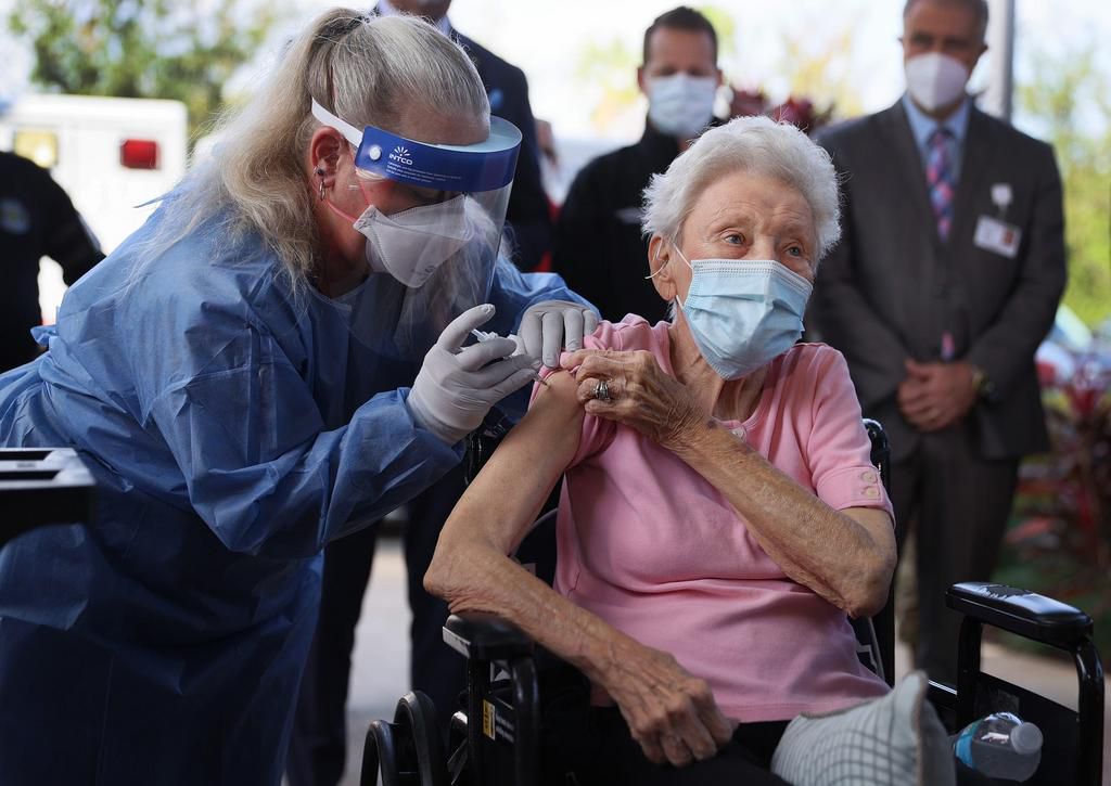Vera Leip, 88, receives a COVID-19 vaccine at the John Knox Village Continuing Care Retirement Community in Pompano Beach, Florida, on December 16, 2020.