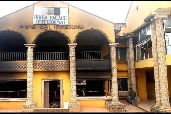 Police probe attack on traditional ruler’s palace in Anambra
