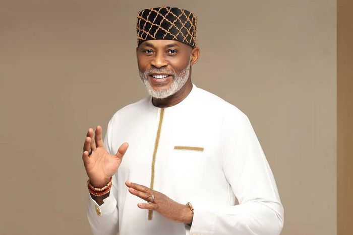 Richard Mofe-Damijo {instagram/richardmofedamijo}